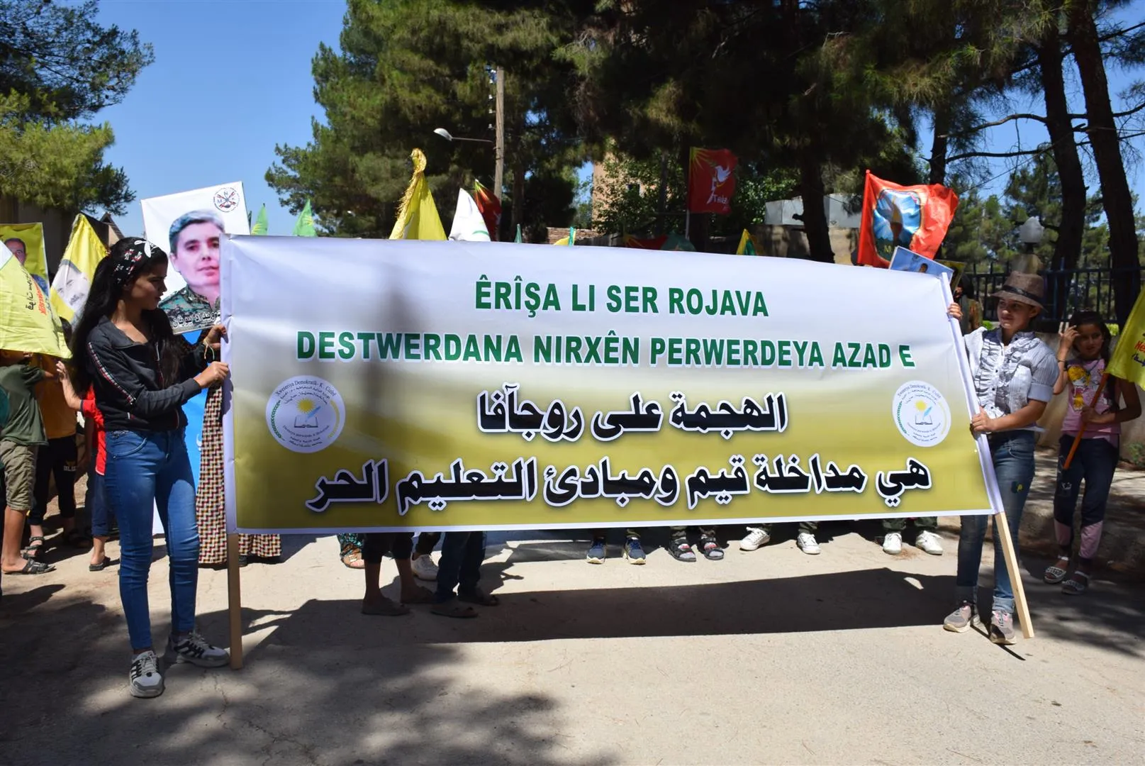 ′Divê civaka navneteweyî ji bêdengiya xwe derkeve’
