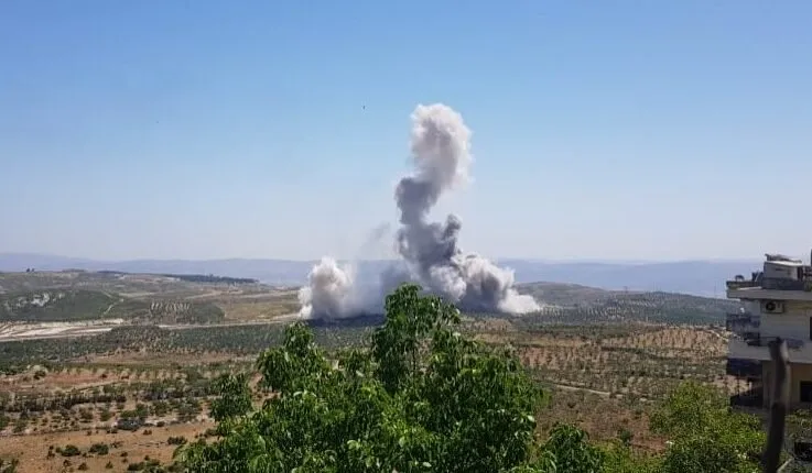 Li gundewarên Helebê di teqînekê de 2 leşkerên Tirk birîndar bûn