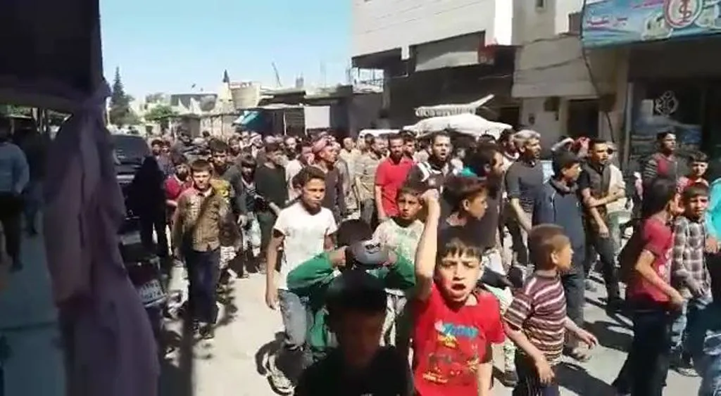 Li herêmên dagirkerî nerazîbûn nîşanî ferzkirina bikaranîna pereyên Tirkî hate dayîn