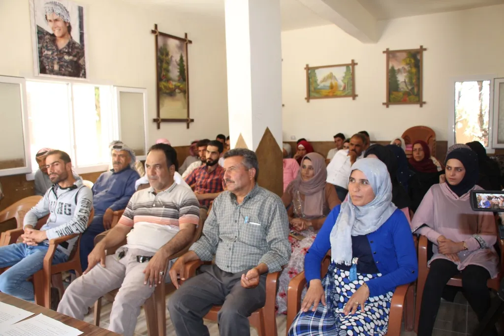 Ji Navenda Lêkolînên Jineolojî pêngava dayîna semîneran
