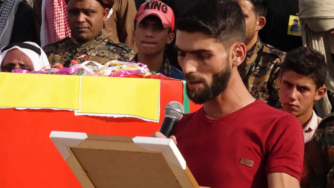 Şehîdê Berxwedana Rûmetê Seqir li Tebqayê hate veşartin