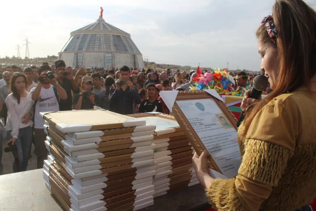 Cenazeyê şehîd Idrîs li Kobanê hate veşartin