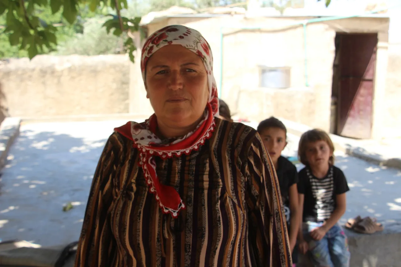 Dewleta Tirk kûçikên qudûs li gundên Kobanê belav dike