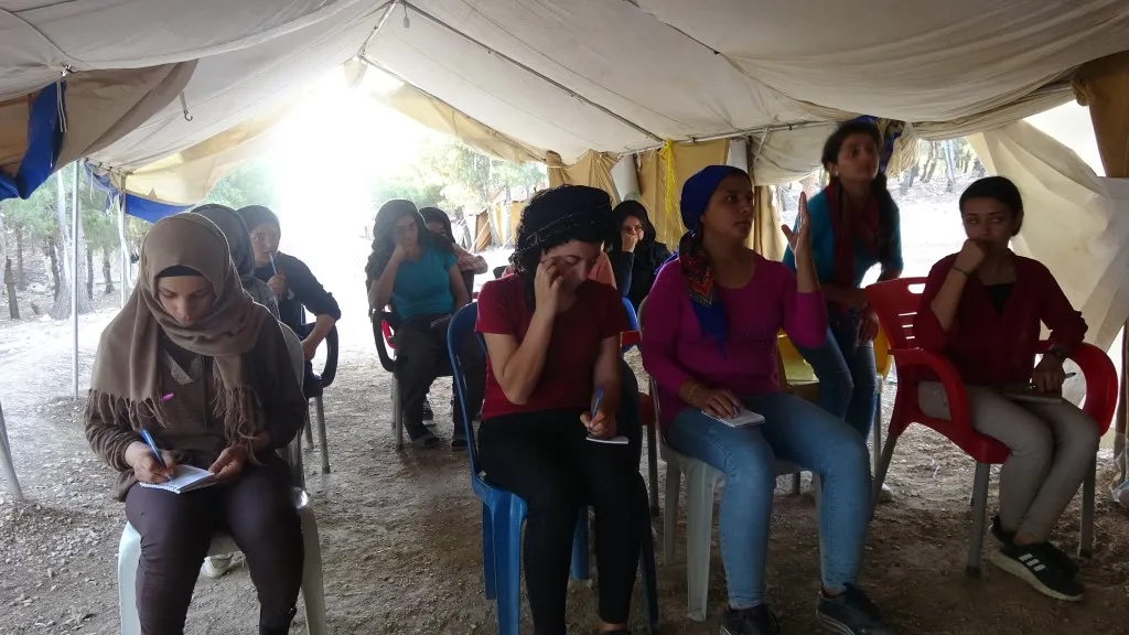 Li Minbicê kampa duyemîn a jinên ciwan bi dawî bû