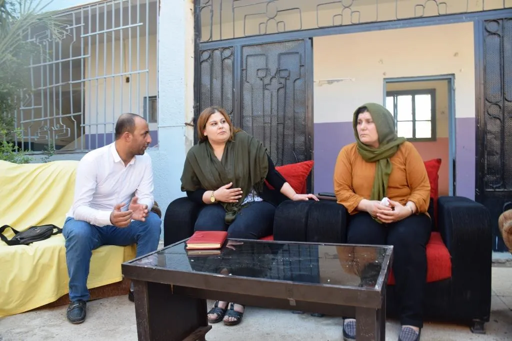Ji bo pêşxistina qada perwerdeyê  Rêveberiya Xweser bi şêniyên Hecînê re civiya