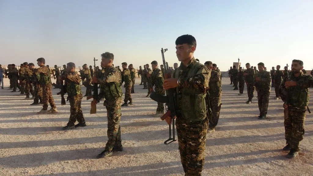 Akademiya Şehîd Dijwar Efrîn dewreya perwerdeyê ya yekemîn bi dawî kir