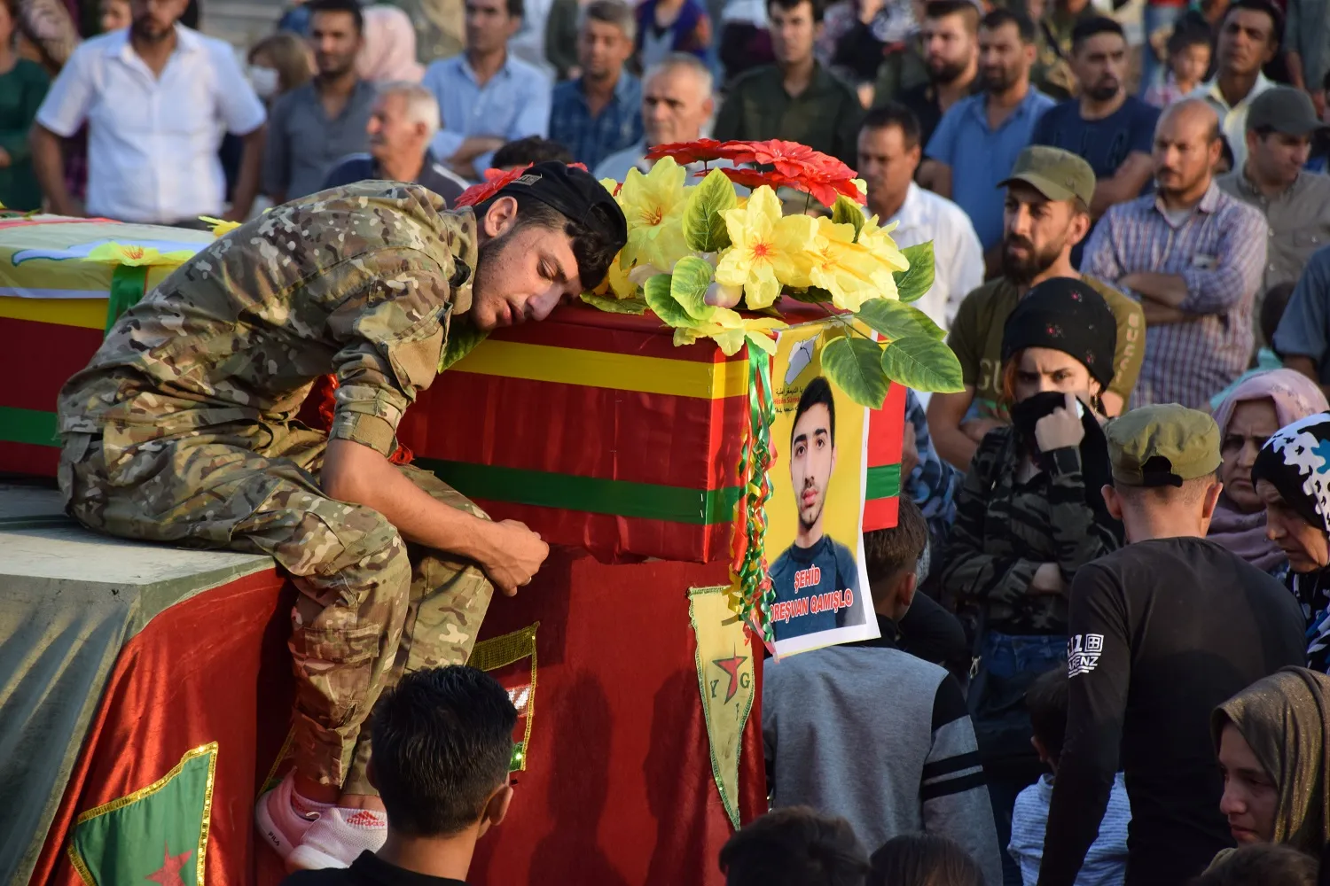 Şêniyên Qamişlo Şehîd Şoreşvan oxir kirin