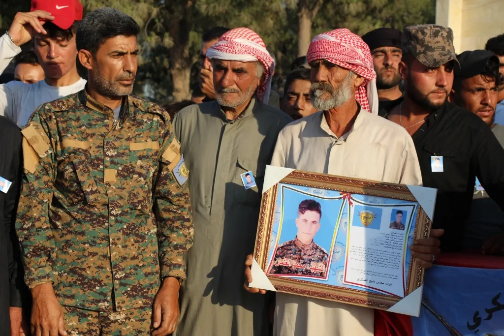 Şehîdê Meclisa Leşkerî ya Minbicê Osman hate veşartin
