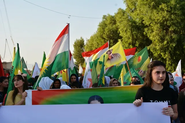 ​​​​​​​Li Koçerat û Tirbespiyê xwepêşandanên piştgiriya berxwedana Heftanînê