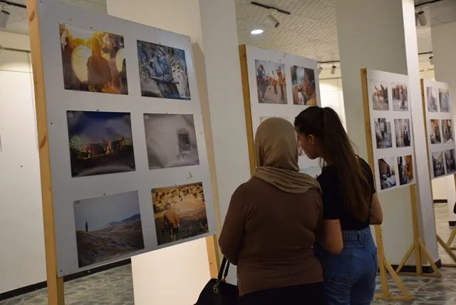 Navenda Şopdarên Rojê belgefîlmek li Qamişloyê pêşkêş kir