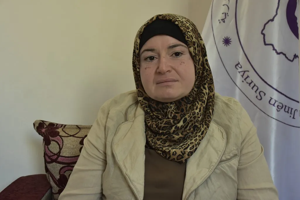 ​​​​​​​Emna Xidir: Dewleta Tirk di kesayeta jinan de şerê demokrasiyê dike