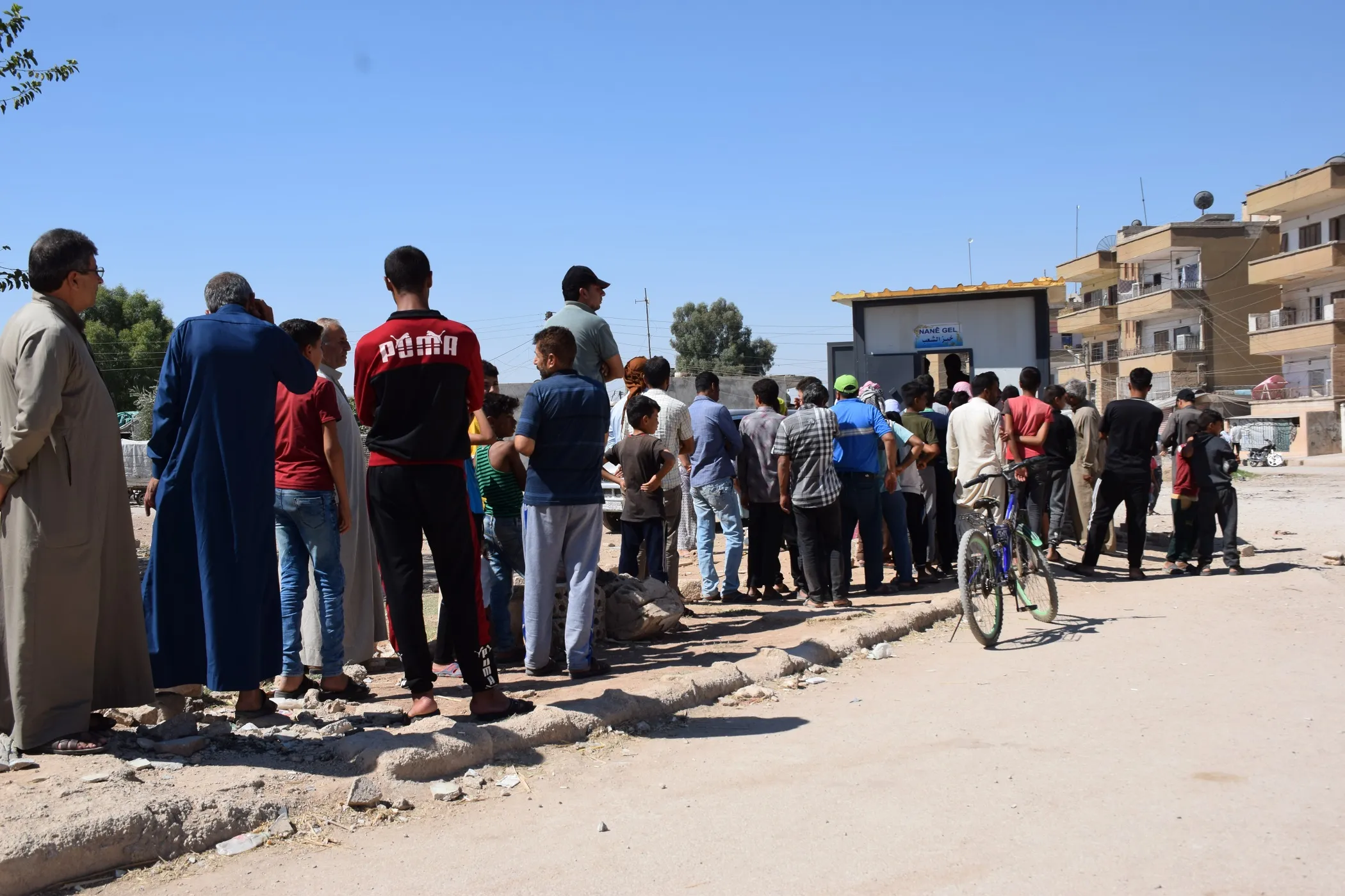 Li Qamişloyê navendên belavkirina nan zêde dibin