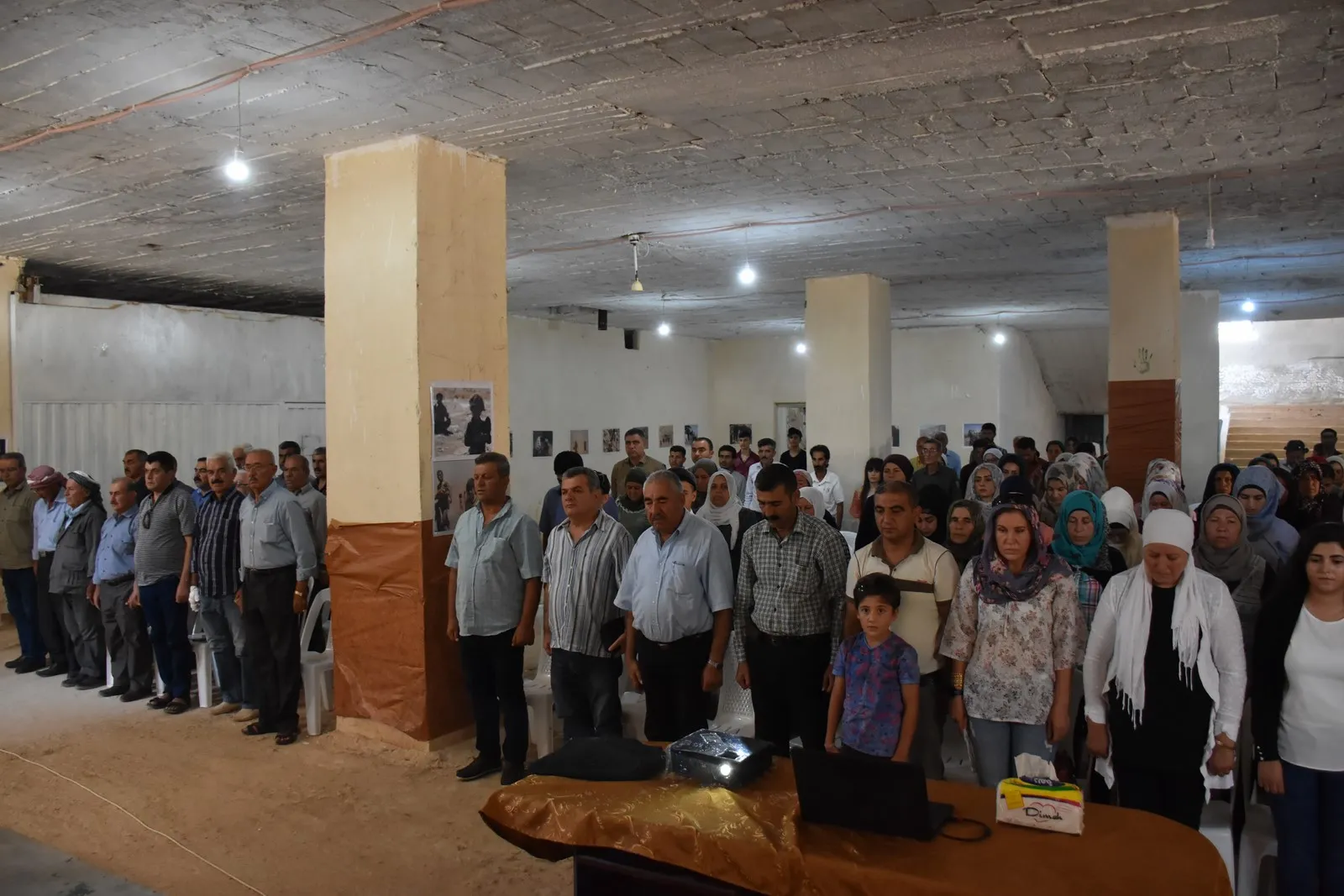 Li Şehbayê pêşangeha wêneyên komkujiya Şengalê