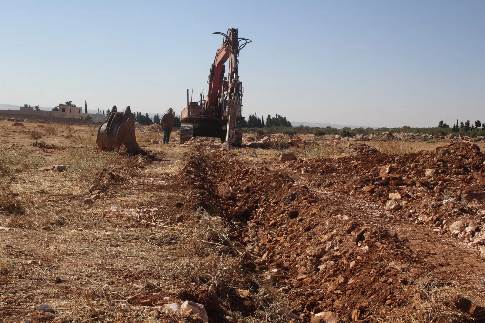 Li Tirbespiyê û kampa Berxwedan kar û xebatên xizmetguzariyê berdewam dike