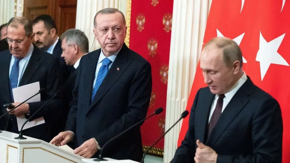 Pûtîn ji Erdogan re: Divê dan û standinên Lîbyayê yên yekser dest pê bikin