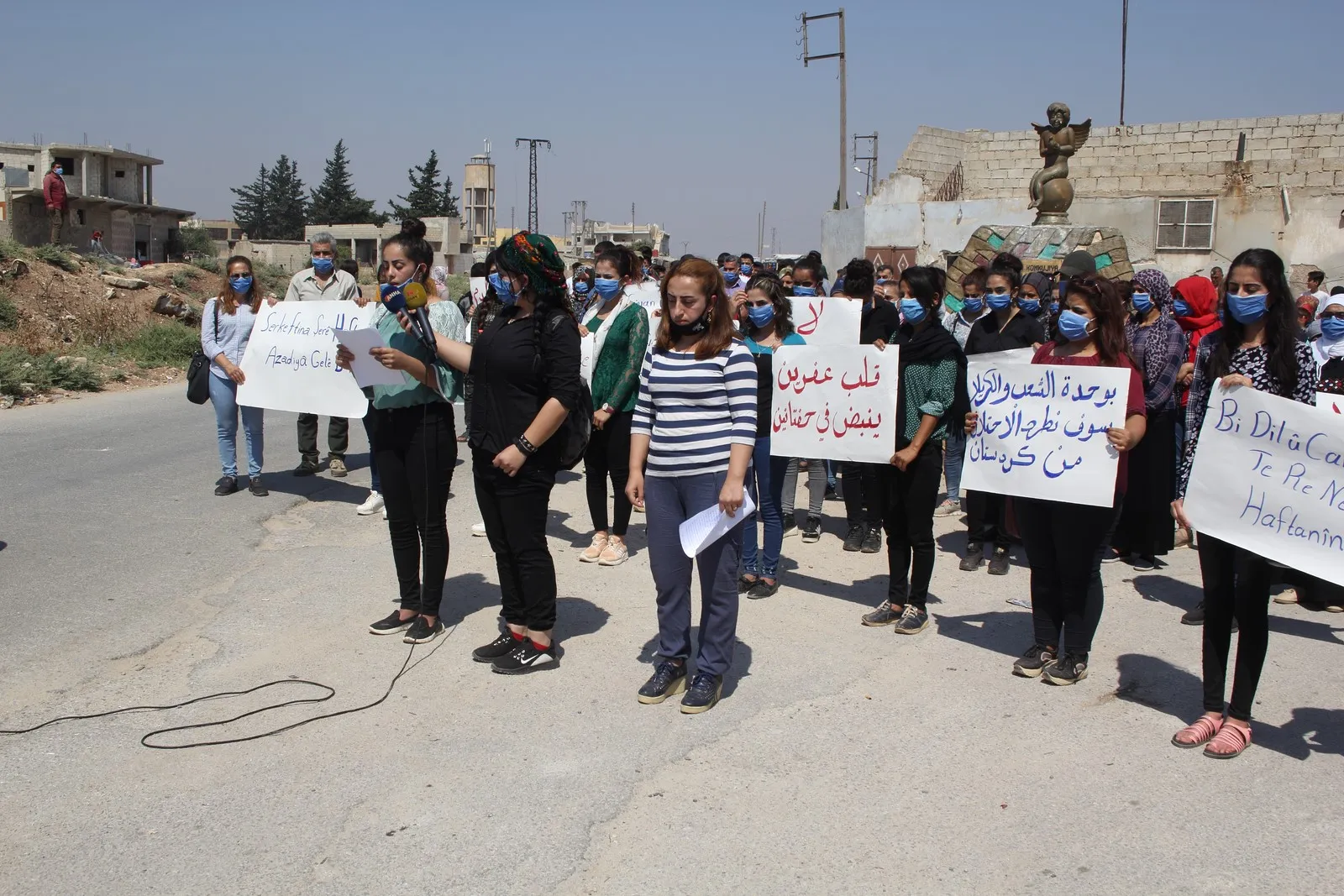 Efrîniyên li Şehbayê soza dewamkirina berxwedanê li hemberî dagirkeran da