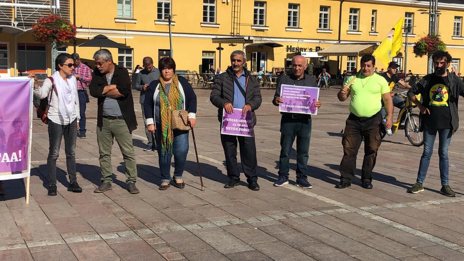 ​​​​​​​Qirkirina Şengalê li Fînlandiyayê hate protestokirin