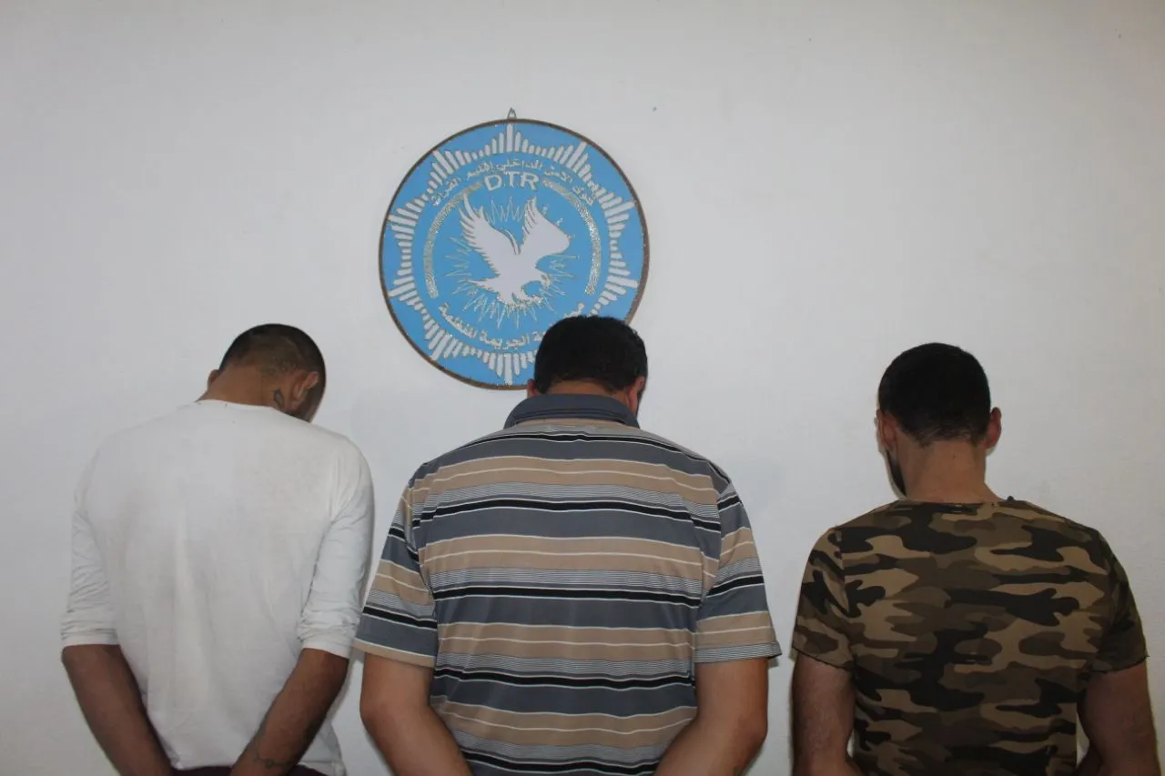 Hêzên Ewlekariyê ya Bakur û Rojhilatê Sûriyê dizên motorsîklêtan girtin