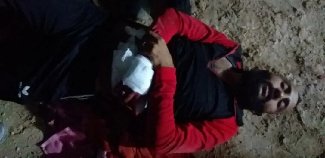 Du kes ji kesên ku êrişî kampa Holê kiribûn, hatin girtin
