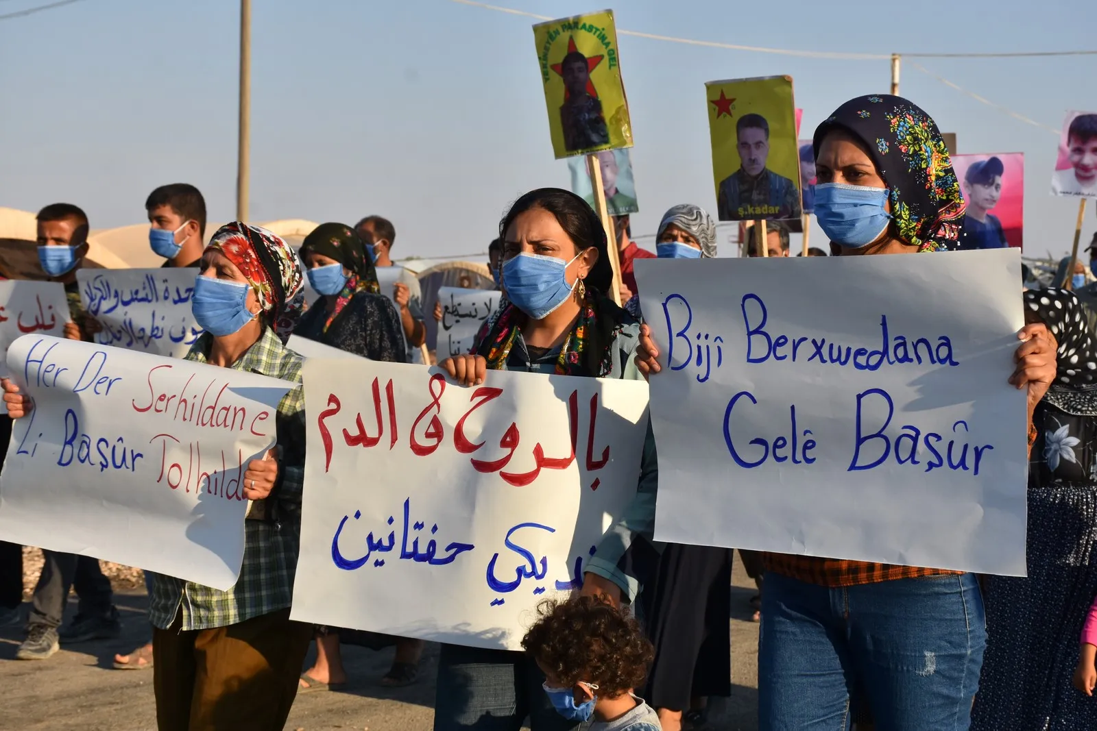 ​​​​​​​'Tirkiyê ji bo ku ciwanan ji doza sereke dûr bixe siyasetên sîxurkirinê dimeşîne'