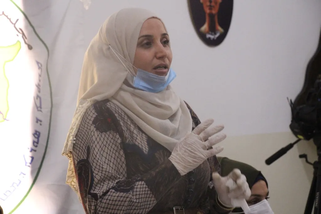 Li Minbicê têkildarî beşdarbûna jinan di qada siyasî de komxebatek pêk hat
