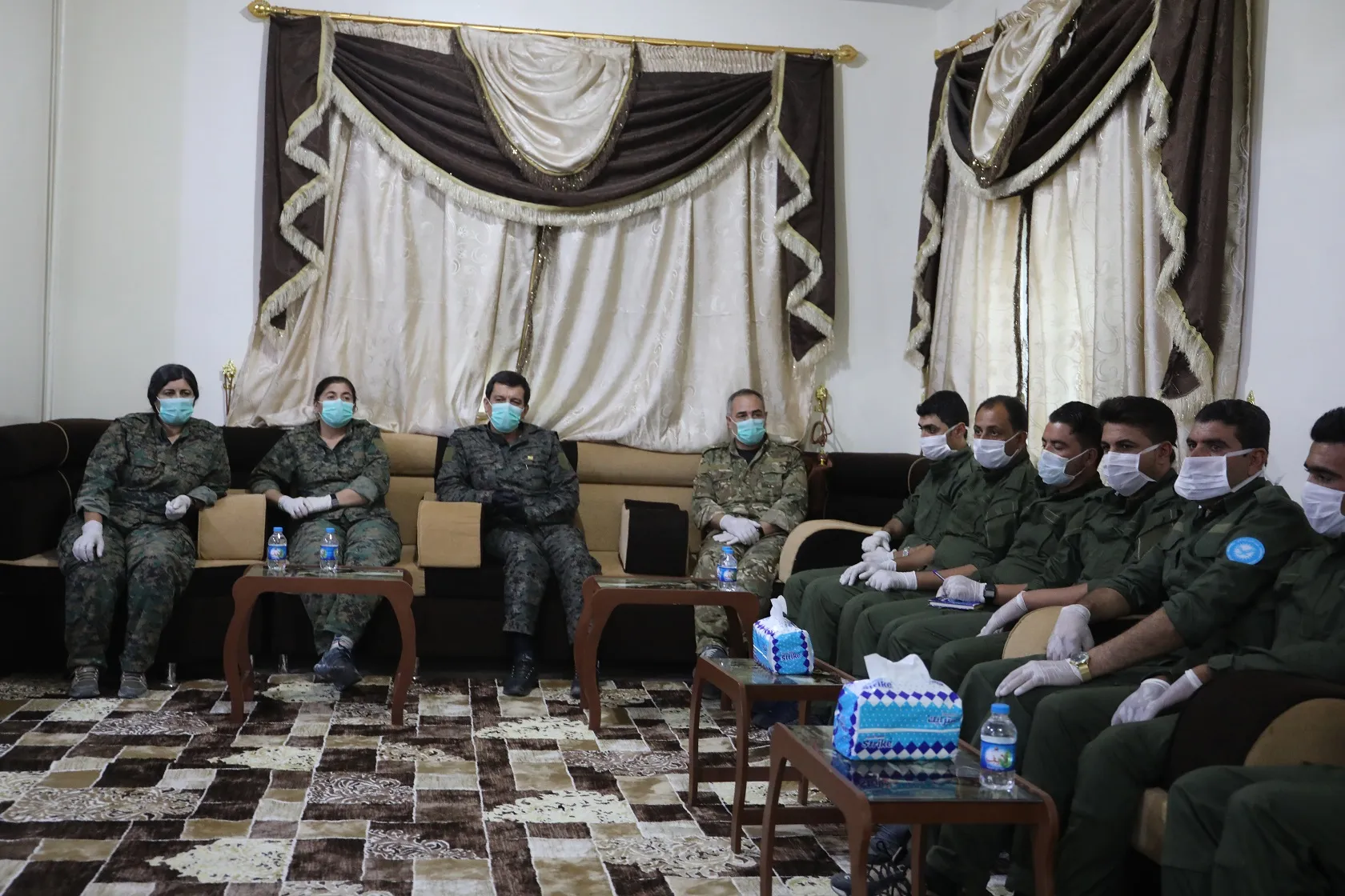 Mezlûm Ebdî û fermandarên QSD`ê serdana Dêrazorê kir