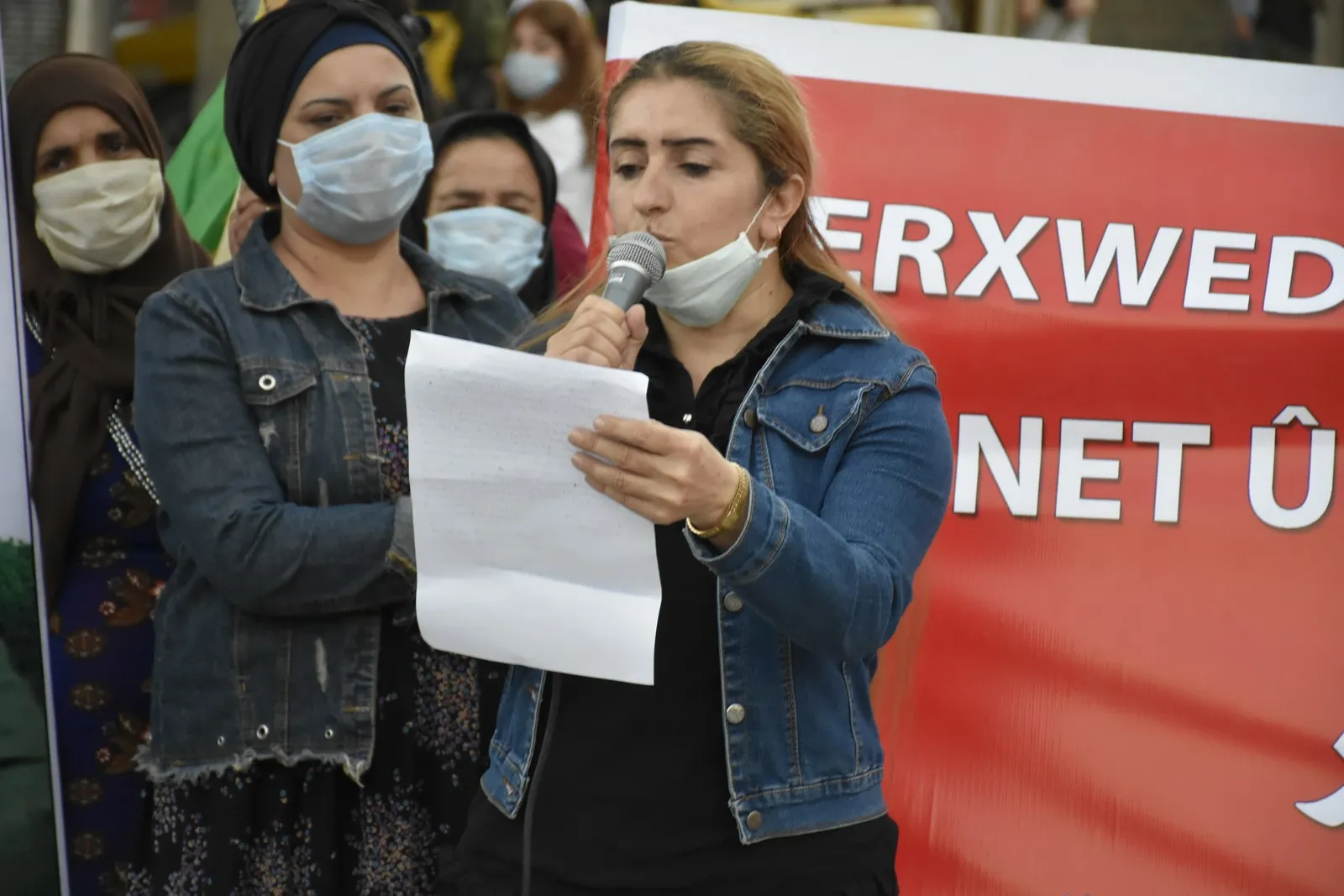 Şêniyên Helebê berxwedana Heftenînê silav kir