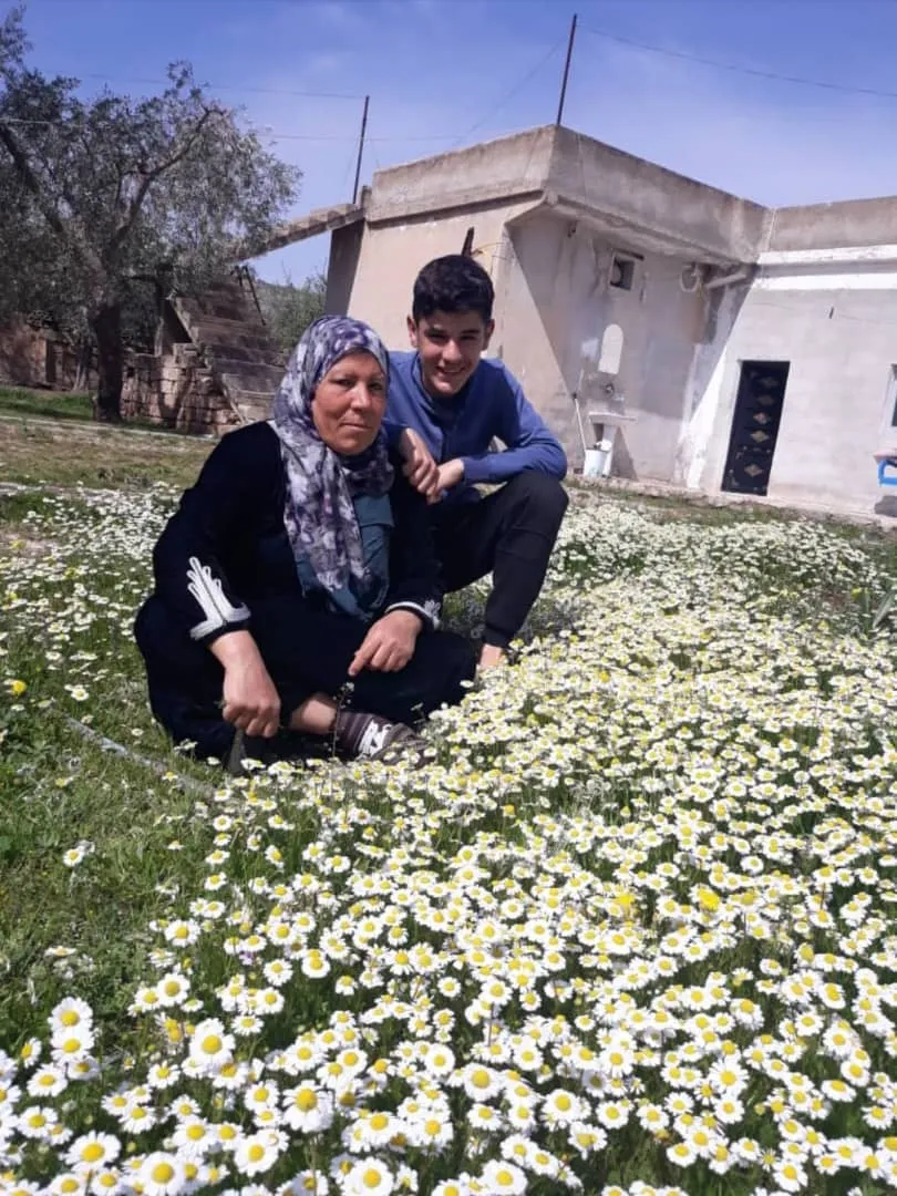 ​​​​​​​Emîna, zarokên xwe li ser giyanê netewî mezin kir û di oxira azadiyê de şehîd bû