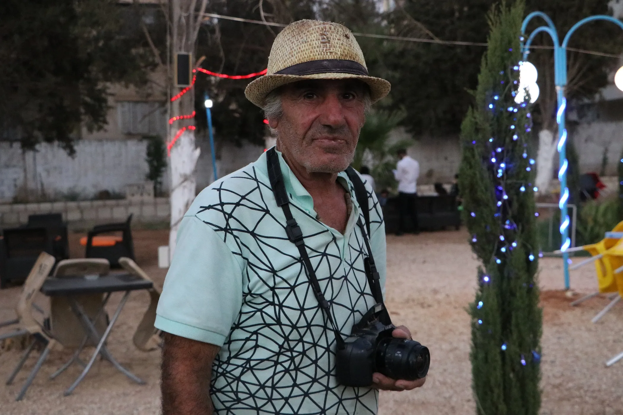 ​​​​​​​47 sal e her bihosteke Rojava wêne dike    