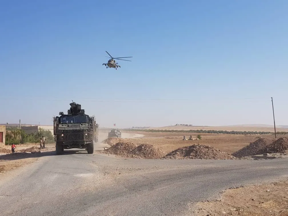 Li rojavayê Kobanê dewriyeya Rûsya û artêşa Tirk dest pê kir