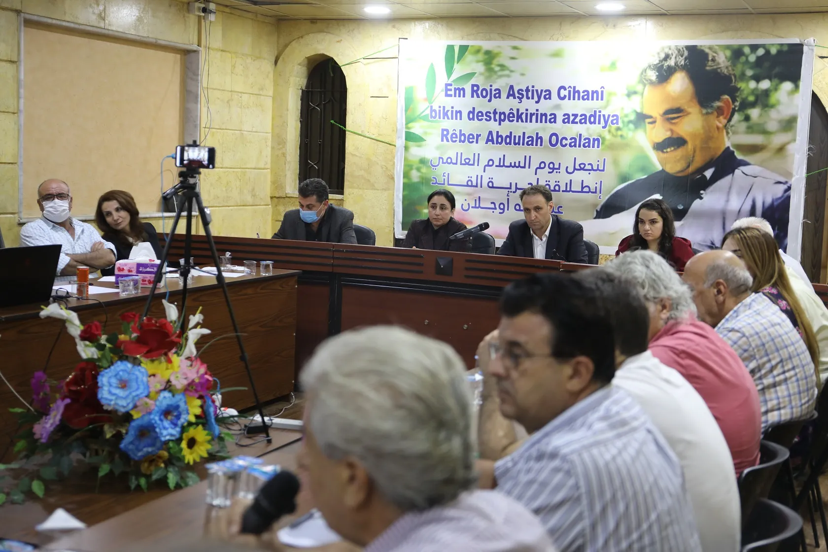 Siyasetmedar, hiqûqnas û akademîsyenan fikrên rêber Abdullah Ocalan nirxandin
