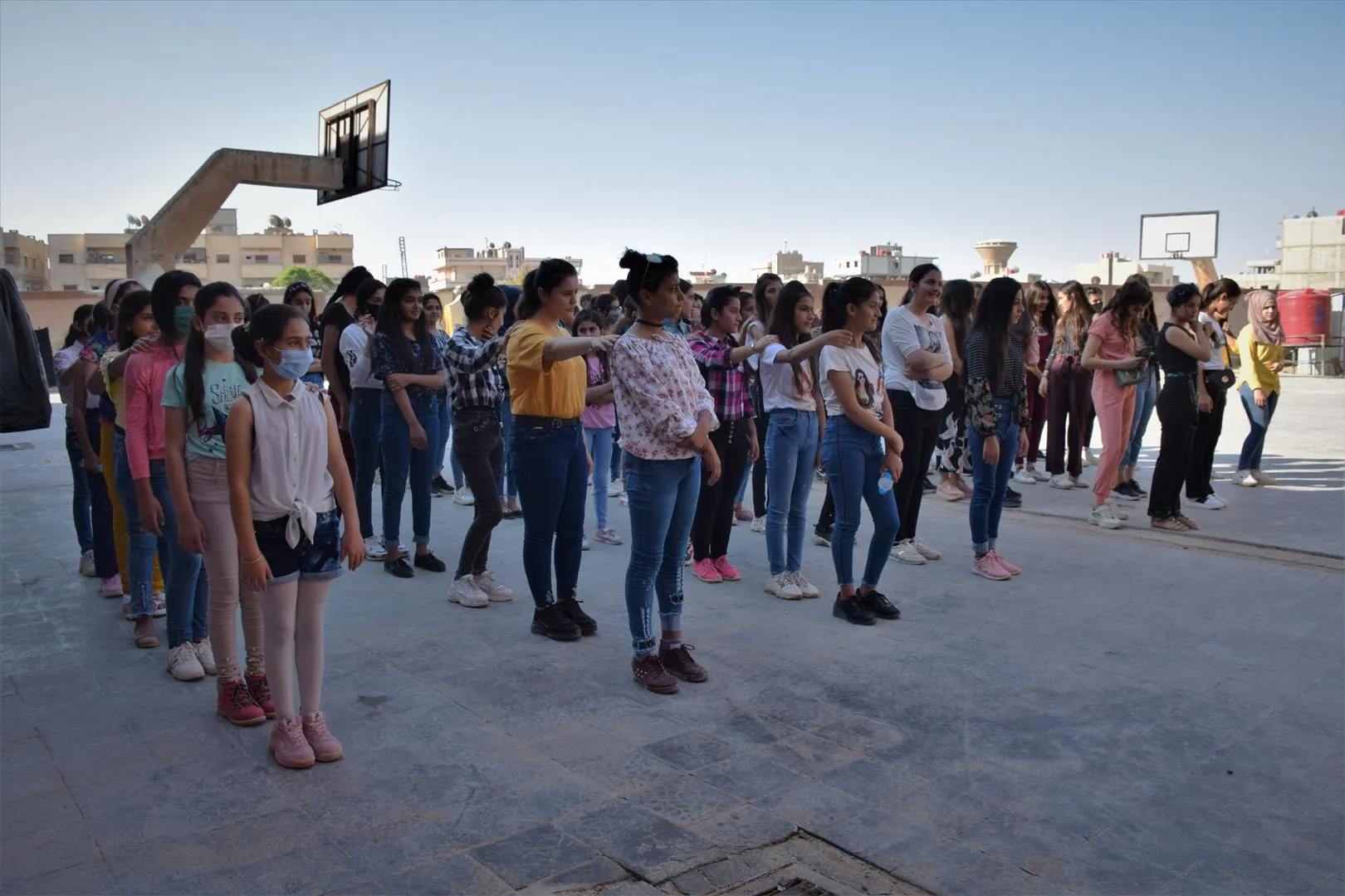 Dibistanên Hesekê yên ku koçber lê bi cih bûbûn careke din xwendekar pêşwazî kirin