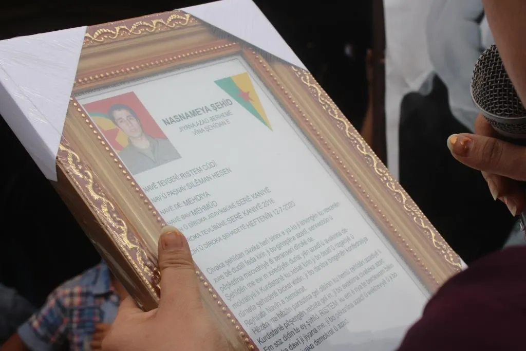 Merasîma şehîd Silêman Hesen li Dirbêsiyê hate lidarxistin