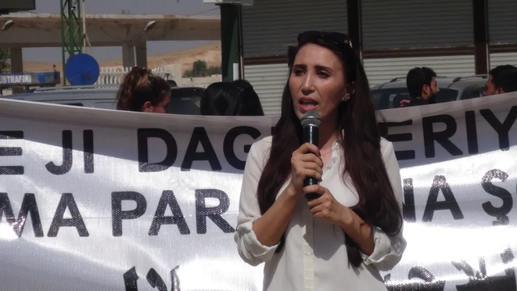 Li Girkê Legê û Kobanê gel li dijî êrişên dewleta Tirk daket qadan
