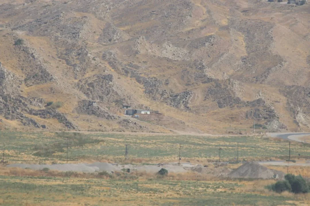 PDK'ê zêdeyî 40 qereqol li dirêjahiya sînorê bi Rojava re ava kirin
