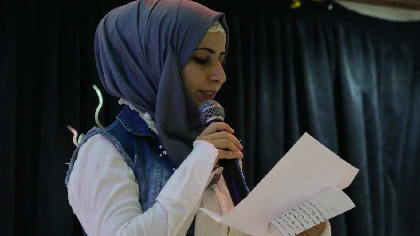 Rewşenbîran li Tebqayê komxebata duyemîn a helbest û wêjeyê li dar xist.