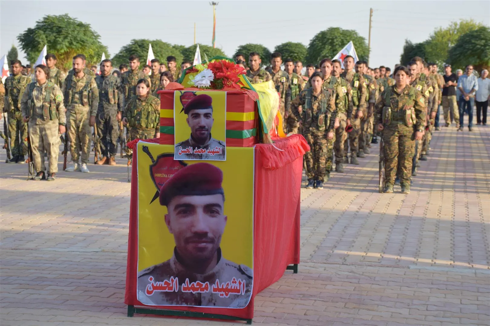 Şêniyên Hesekê cenazeyê şehîd Mihemed El-Hesen oxir kir