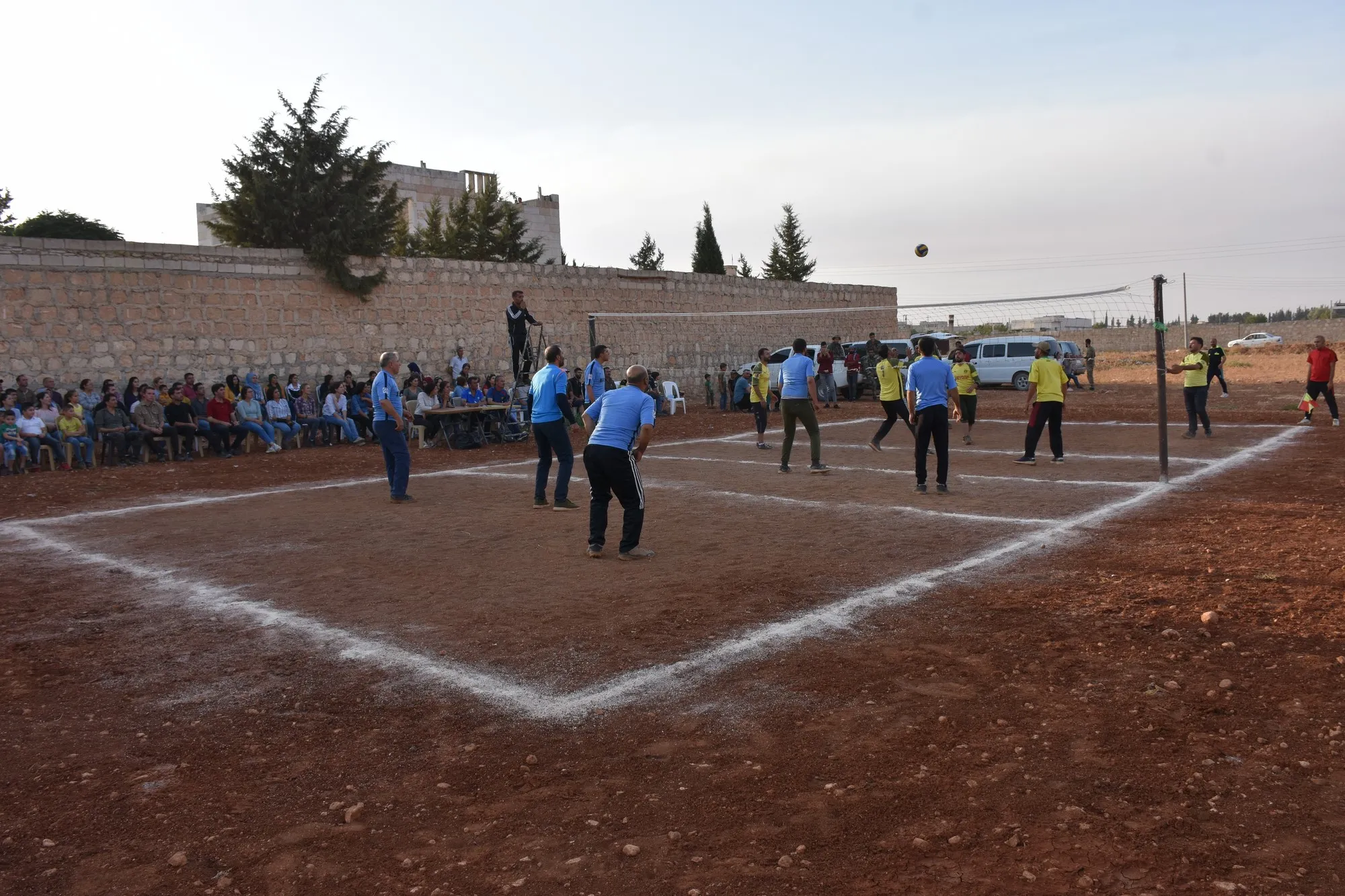 Di turnuvoya voleybol a herêma Efrînê de tîma Sînan bi serket