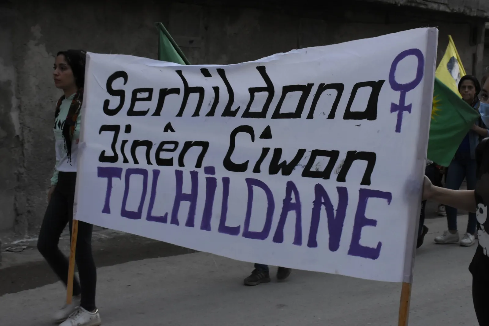 Tundiya li ser jinan li taxa Şêxmeqsûdê hate şermezarkirin