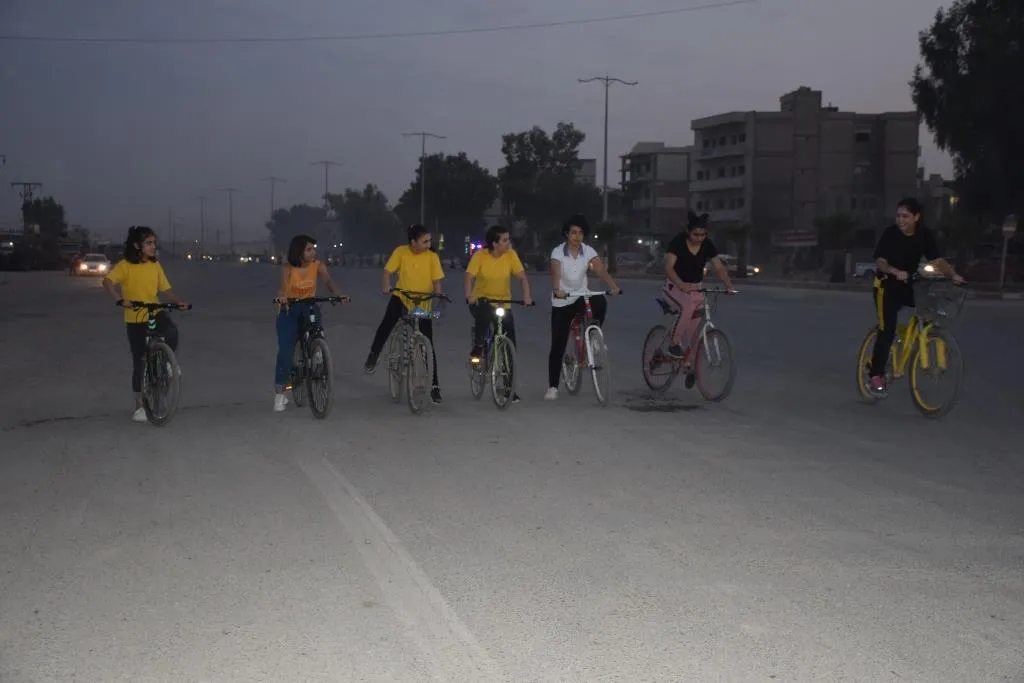 Jinan bi ajotina bisîkletan nerazîbûn dijî şîdetê nîşan da