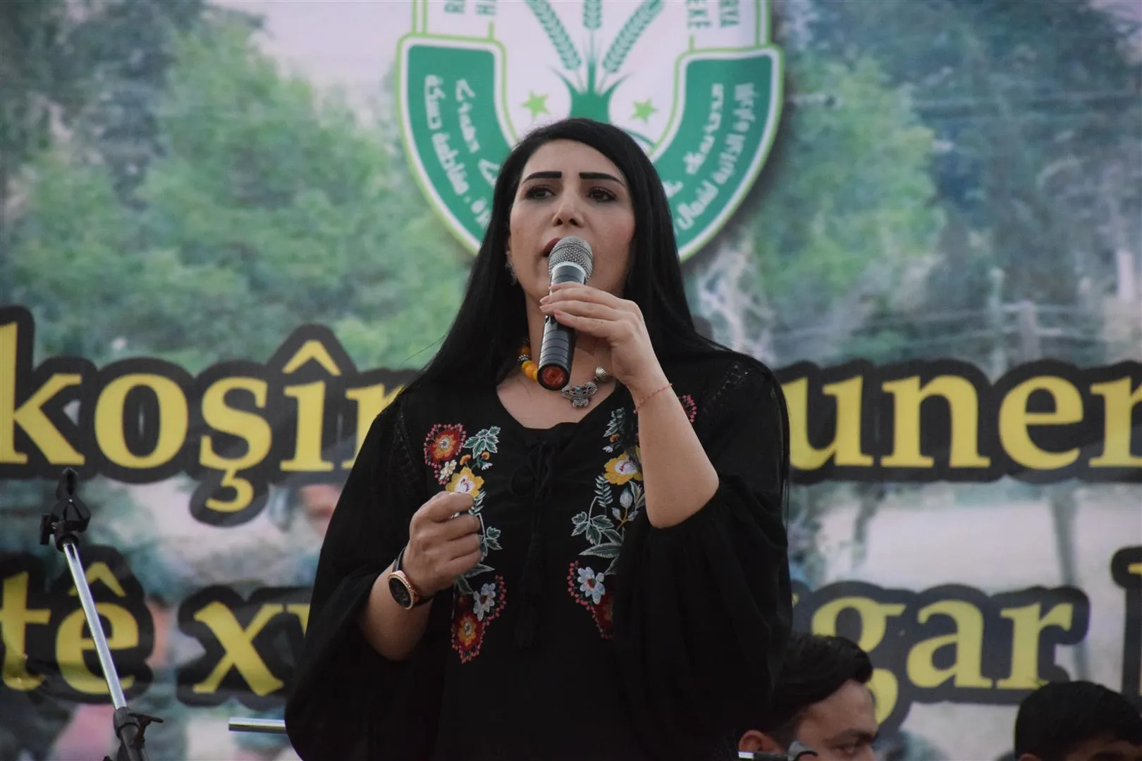 Ji bo piştgiriya zarokên Kampa Waşûkanî çalakiyeke çandî