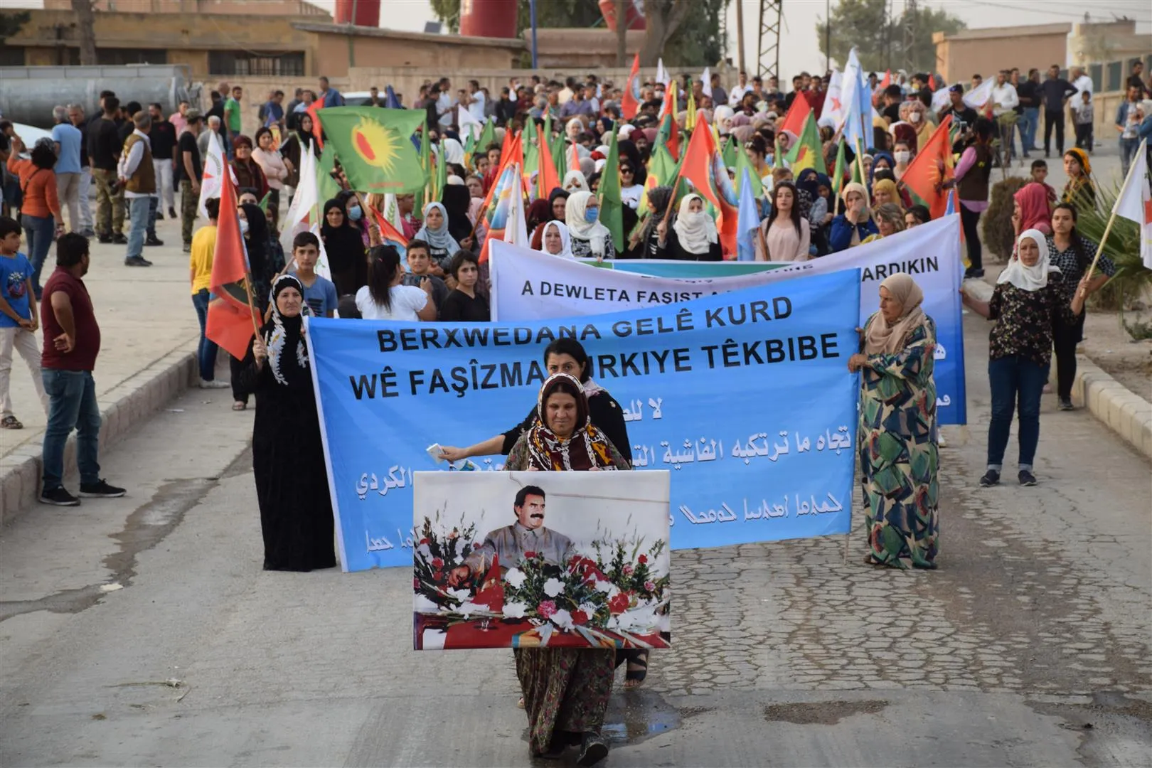 Berxwedana Heftenînê li Hesekê û Helebê hate silavkirin