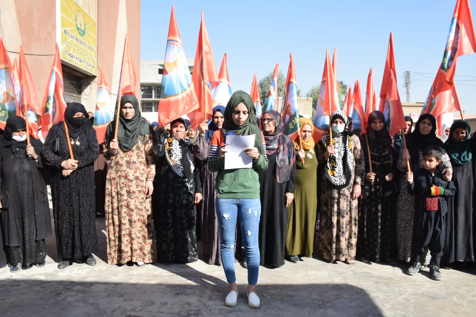 Malbatên şehîdan: Em ê destkeftiyên di aliyê zimanê xwe de heta dawiyê biparêzin