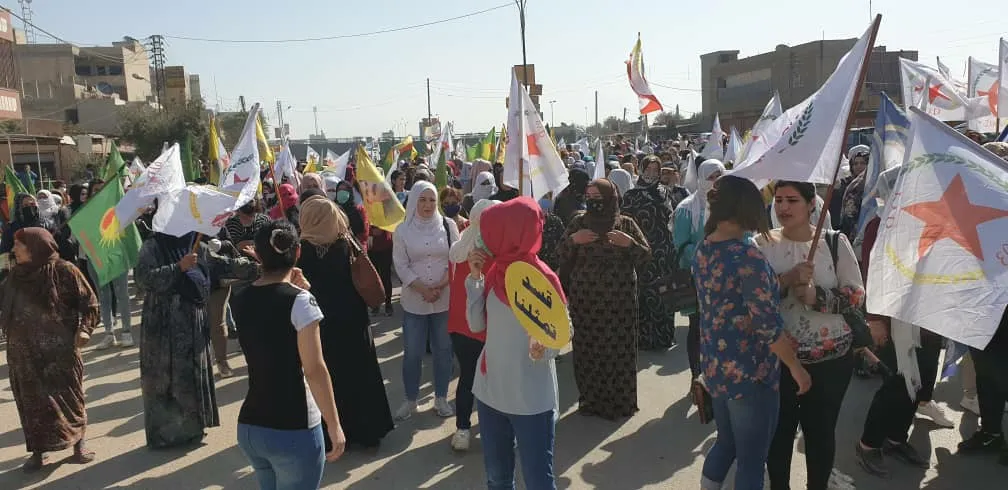 Bi hezaran ji şêniyên herêma Cizîrê li dijî êrişên artêşa Tirk daketin qadan