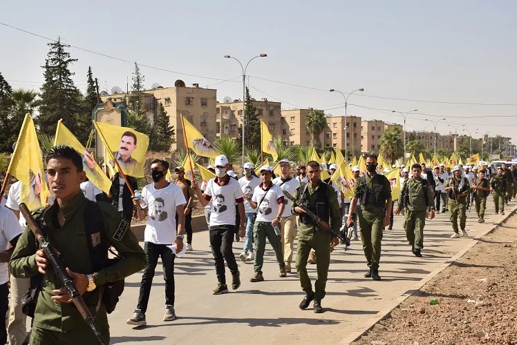 Meşeke girseyî ji Qamişlo ber bi Dêrikê ve