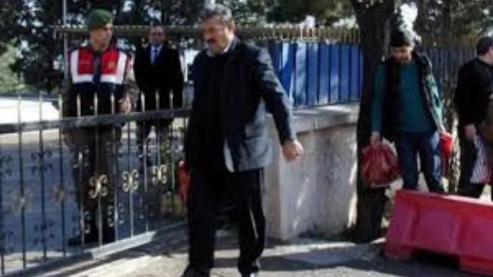 Malbatan ji bo çûyîna Îmraliyê careke din serî li rayedaran da