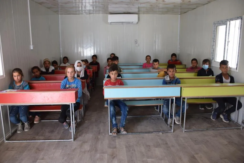 Li kampên koçberan dibistan hatin vekirin