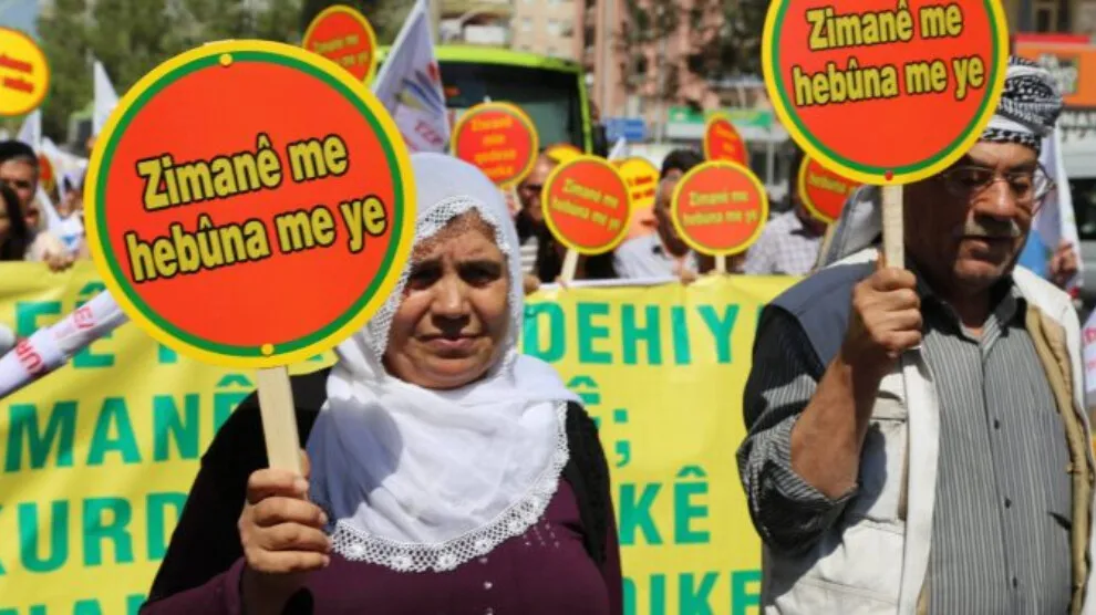 KJK: Em ji bo geşkirina zimanê dayikê û pergala hevserokatiyê tê bikoşin