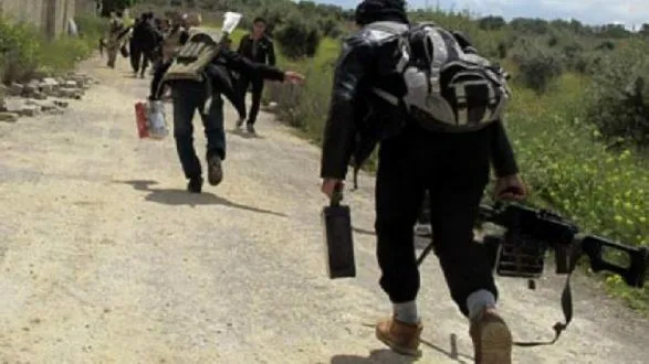 Çeteyan karwanekî leşkerî yê hêzên hikumeta Şamê kir armanc