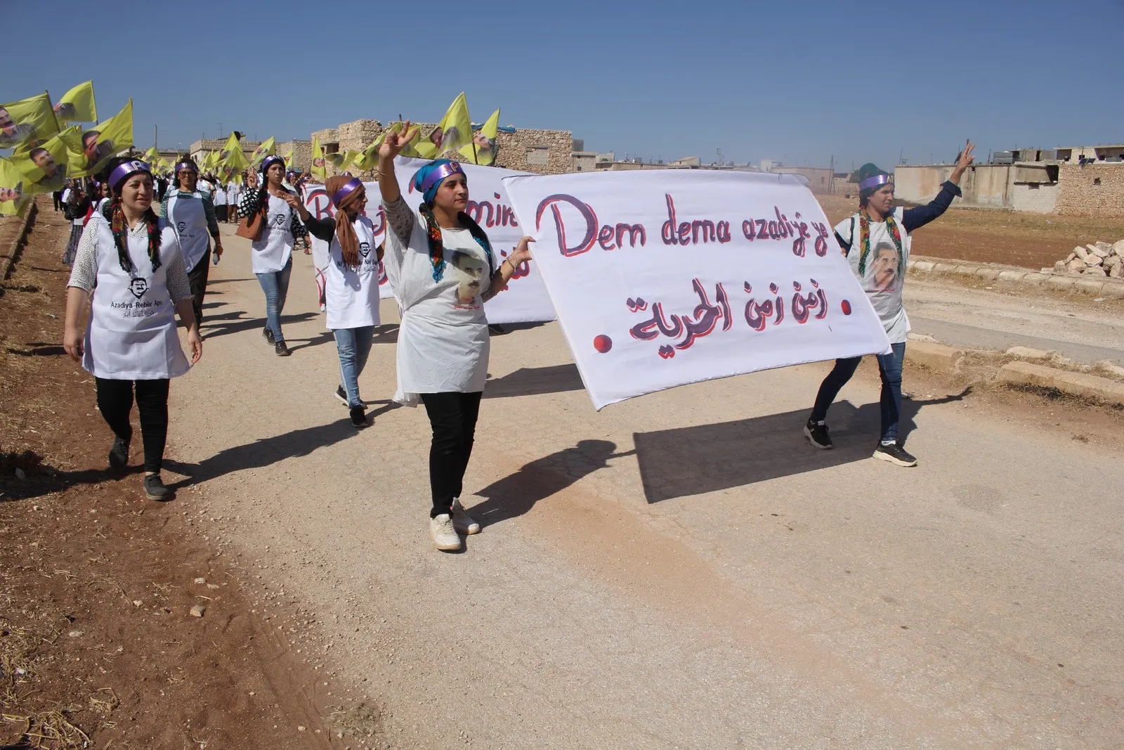 Kongreya Star li dijî tecrîda li ser Ocalan meşek bi dema 3 rojan orgenîze kir
